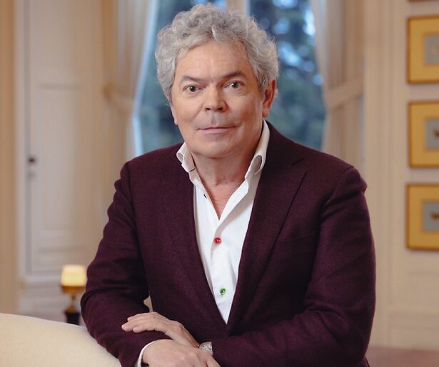 Coen Verbraak keert terug op televisie met In de beste families