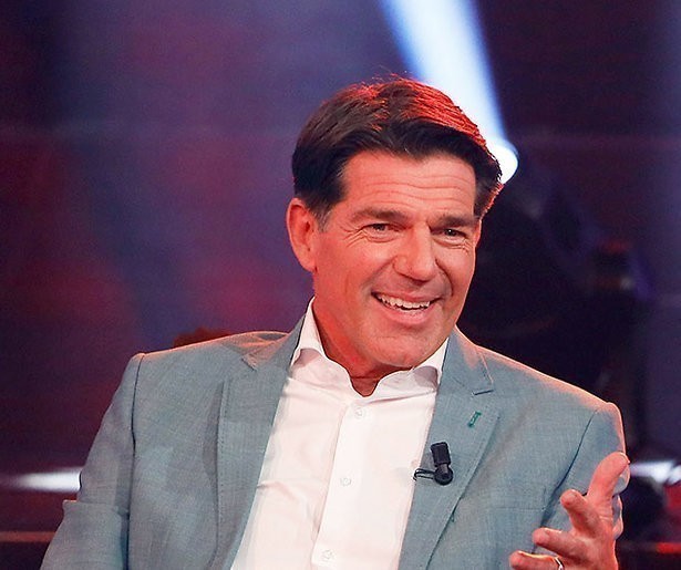 Vragen voor Surinaamse president in College Tour