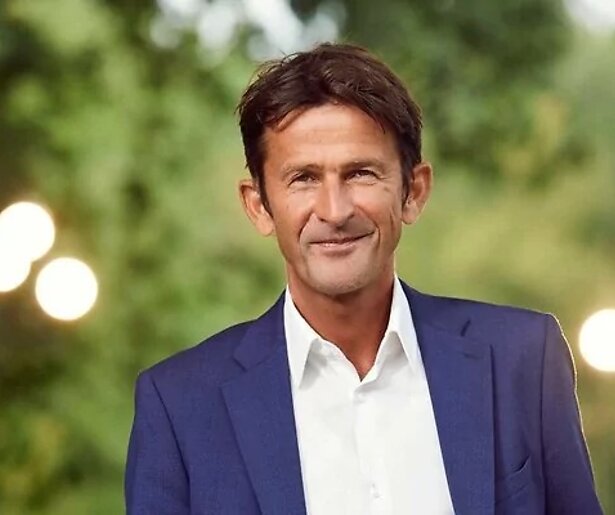 Cornald Maas getroffen door kwaadaardige vorm van chronische kanker