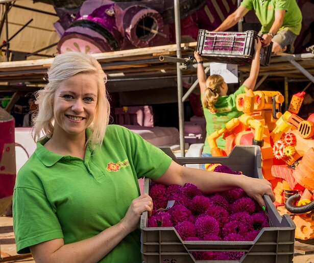 SBS6 komt met nieuwe realityserie: Corsokoorts in Sint Jansklooster