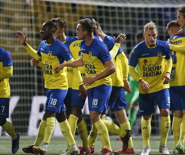 Aantrekkelijke avondwedstrijd in Tilburg