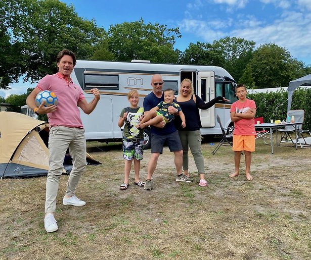 Sander mag weer kamperen