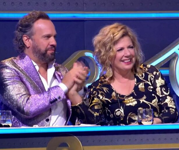 Carlo Boszhard eert Loretta Schrijver: 'Je was de ster van de show'