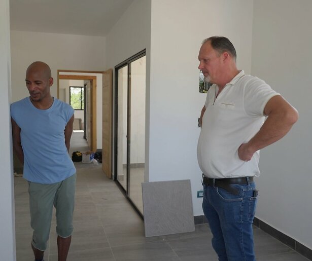 Carlo en Lesley uit Het Roer Om gaan voor een nieuw bestaan op de Dominicaanse Republiek