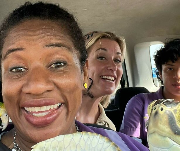 Carrie ten Napel sluit Droomhuis Gezocht-seizoen af op Curaçao: 'Dat was nog best spannend'