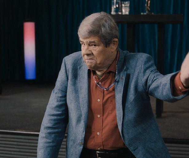 Joost Prinsen maakt zijn opwachting in de satirische comedyserie Cast