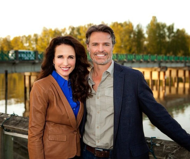 De romantische dramaserie Cedar Cove met Andie MacDowell zie je bij NET5