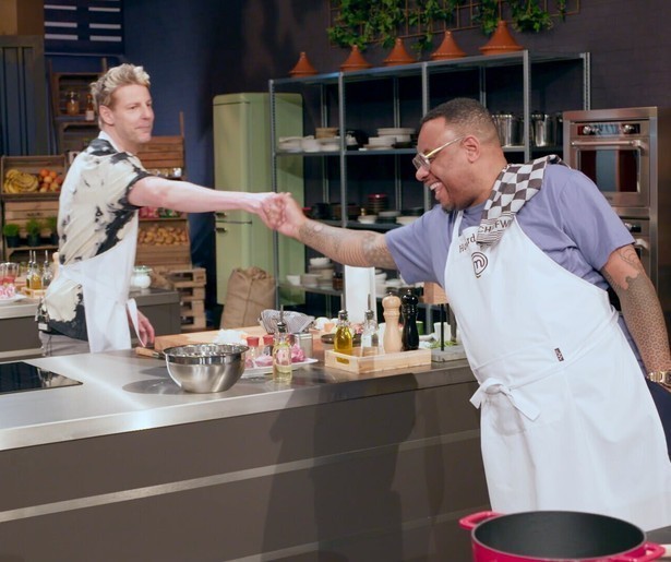 Howard Komproe trekt ten strijde in kookprogramma Celebrity MasterChef Nederland