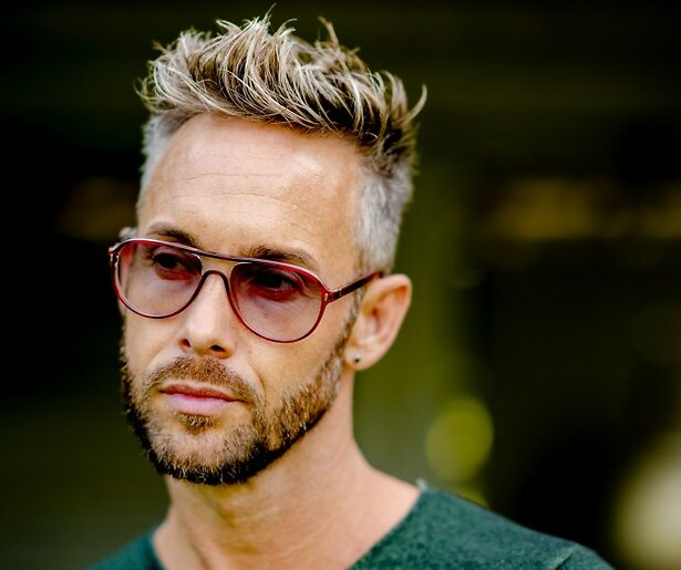 Charly Luske doet zijn verhaal bij Koffietijd: 'Het gaat oké'