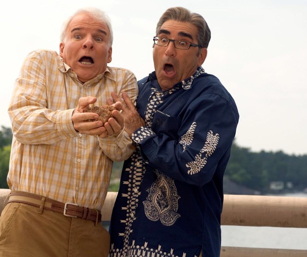 De geplande vakantie van Steve Martin en Bonnie Hunt loopt uit de hand in Cheaper by the Dozen 2