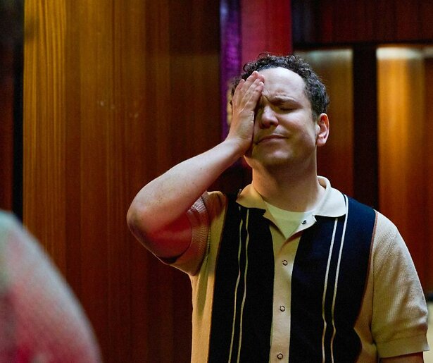 De relatie van Joshua McGuire staat onder druk in slotaflevering Cheaters