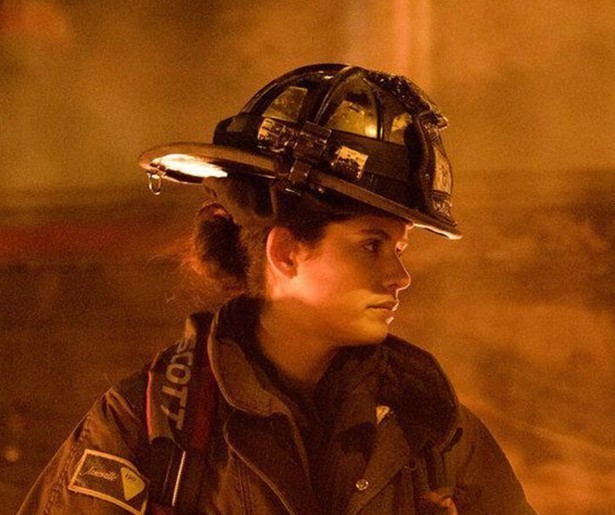 Chicago wordt geteisterd door een reeks mysterieuze gaslekken in Chicago Fire