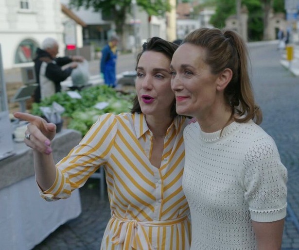 Nina de Bruijn en Elise Gruppen proeven Oostenrijk in Chickslovefood on Tour