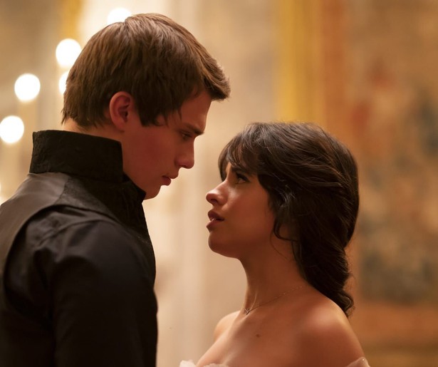 SBS6 zendt op deze datum de film Cinderella uit met Camila Cabello