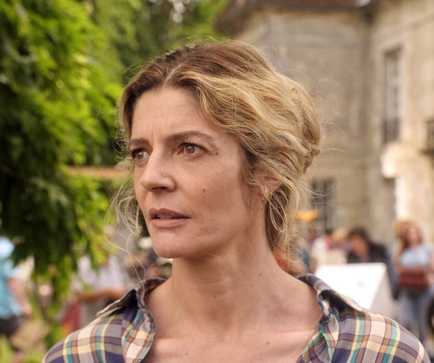 Catherine Deneuve ziet haar dochter na twintig jaar weer in Claire Darling