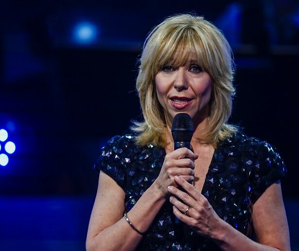 Claudia de Breij doet de Oudejaarsconference 2022