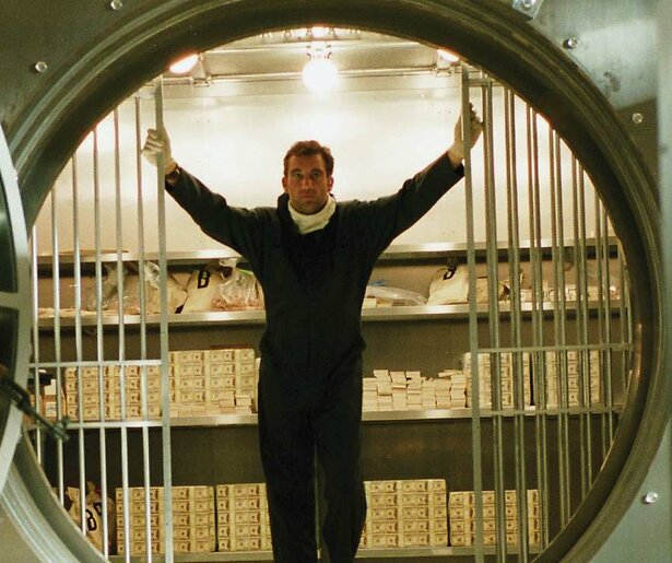 Clive Owen speelt pientere crimineel in Inside Man