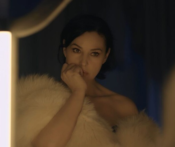 Monica Belluci duikt in Close Up in het leven van actrice Anita Ekberg