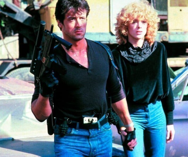 Sylvester Stallone jaagt op ongure types in Cobra