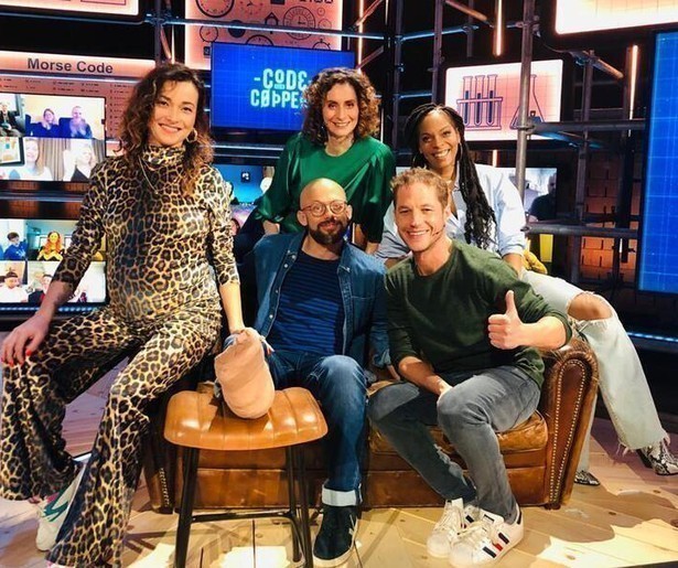 De zusters Schuurman vs musicalsterren in Code van Coppens