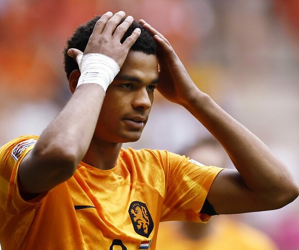 Het Nederlands elftal strijdt verder tegen Ierland voor EK-kwalificatie