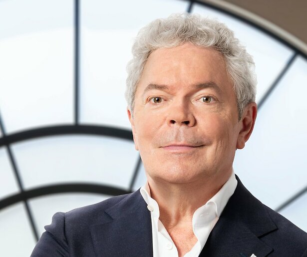 Coen Verbraak komt met de driedelige serie De Wankelende Rechtsstaat