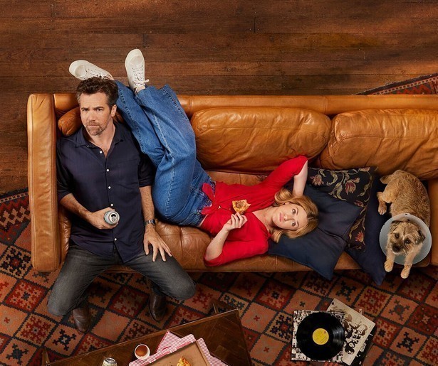 Botte humor in de Australische serie Colin From Accounts