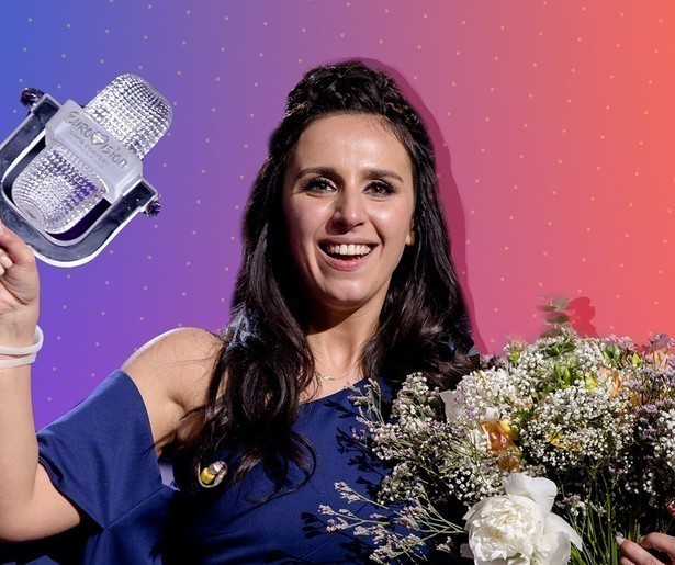 Oekraïense zangeres Jamala schuift aan bij Twan Huys