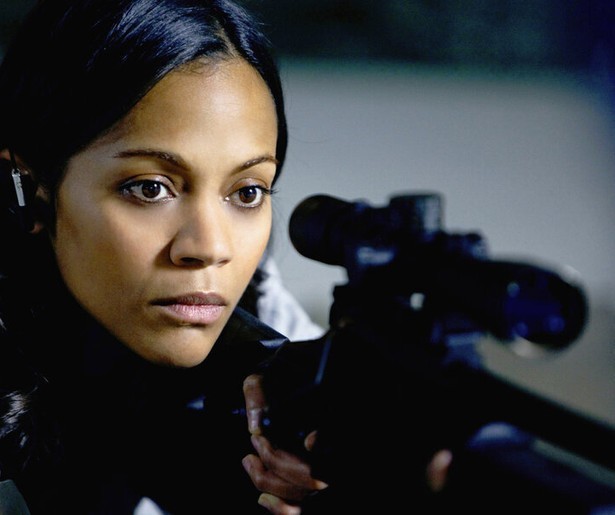Zoe Saldana neemt zoete wraak in Colombiana
