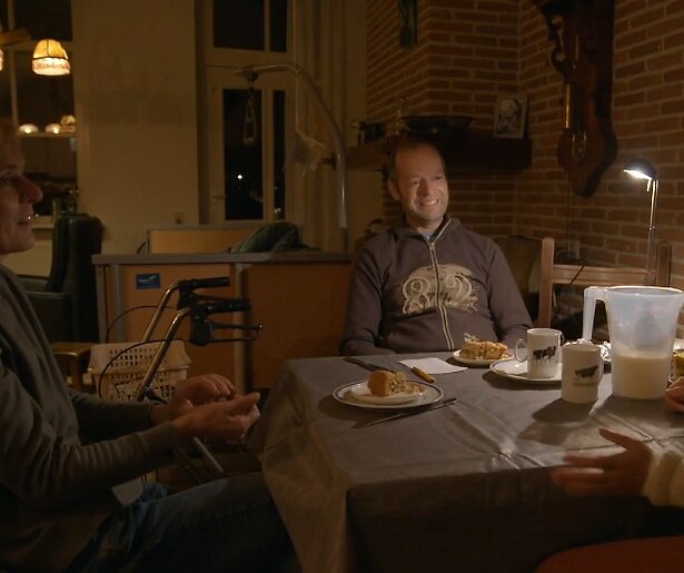 De TV van gisteren: Cora gaat voor de broer in Boer Zoekt Vrouw