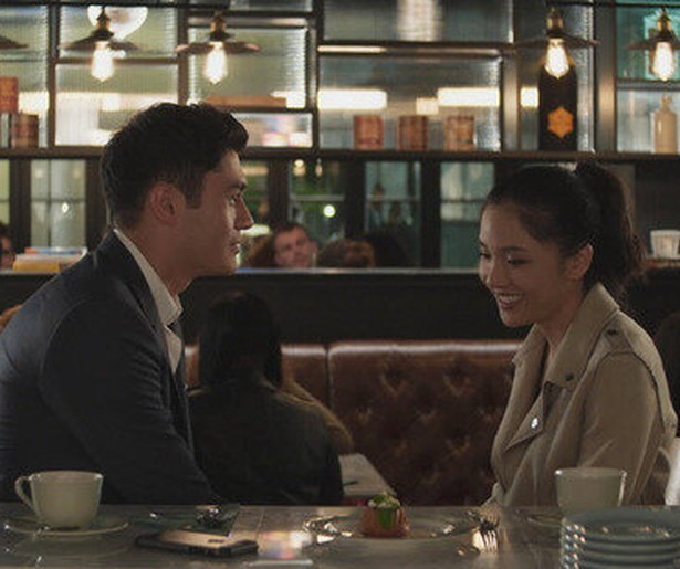 Henry Golding is schathemeltjerijk in Crazy Rich Asians