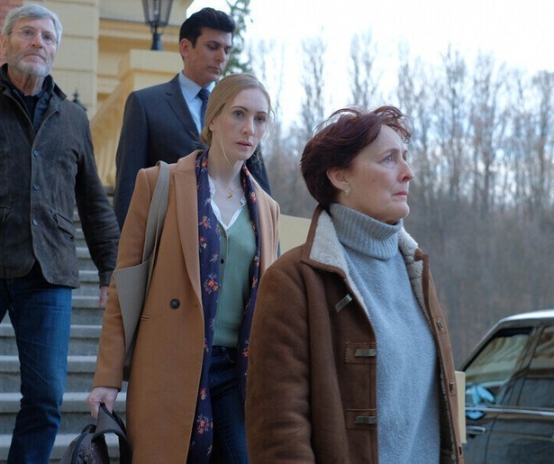 Ambassadeur Emma Chambers krijgt goed nieuws over haar zoon