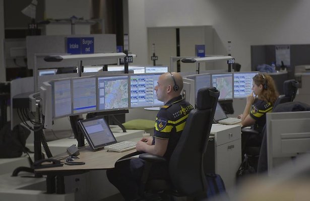 Videosnack: Een vieze buurman in De Noodcentrale 