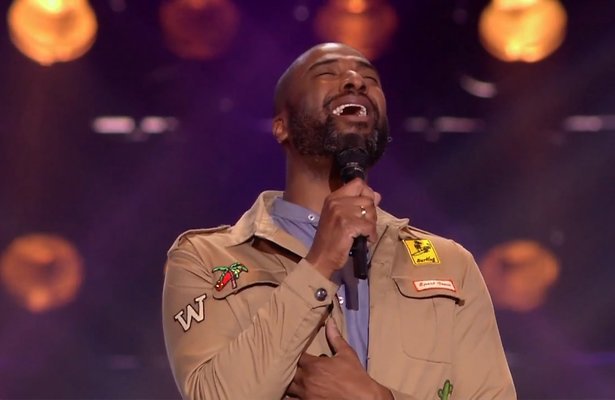 Videosnack: Dwight Dissels zingt Boyz II Men tijdens de Blind Auditions