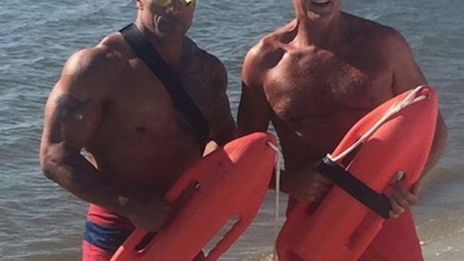 David Hasselhoff ziet er na 27 jaar nog hetzelfde uit David Hasselhoff ziet er na 27 jaar nog hetzelfde uit