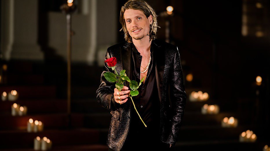 Deze vrouw heeft het hart van bachelor Tony veroverd Deze vrouw heeft het hart van bachelor Tony veroverd