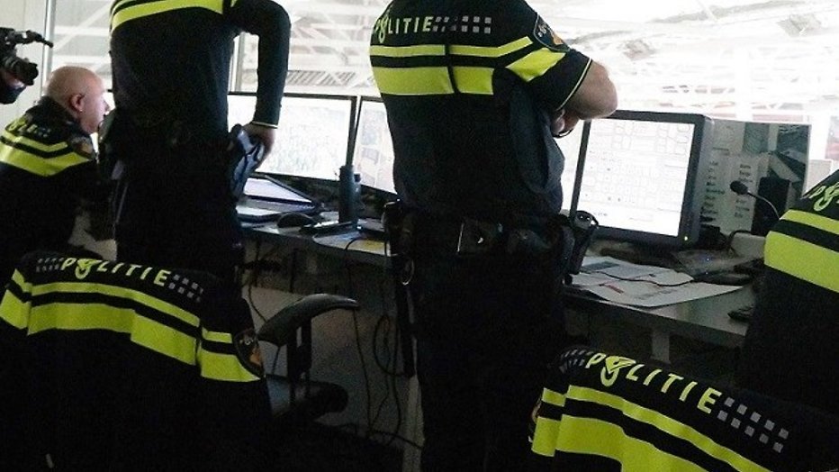 De TV van gisteren: De Meldkamer start met keurige 821.000