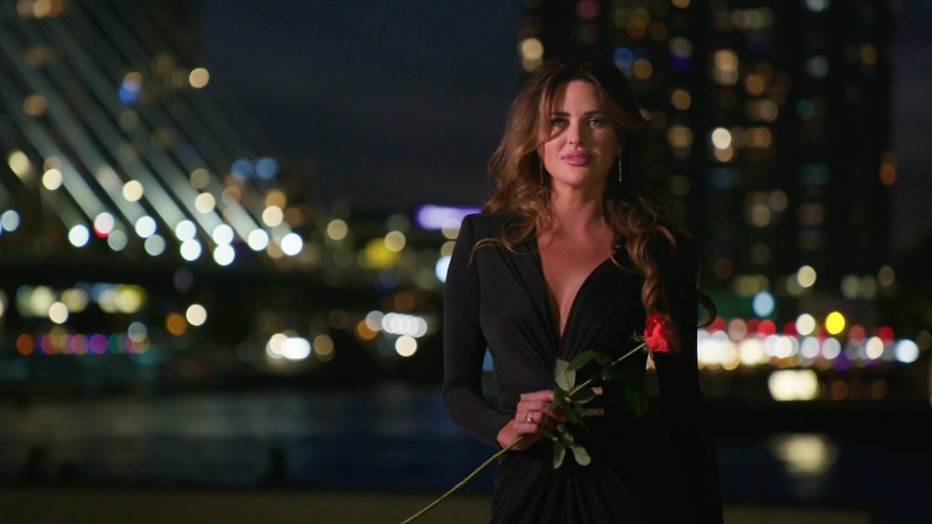 Sylvia Geersen als De Bachelorette. Sylvia Geersen als De Bachelorette.