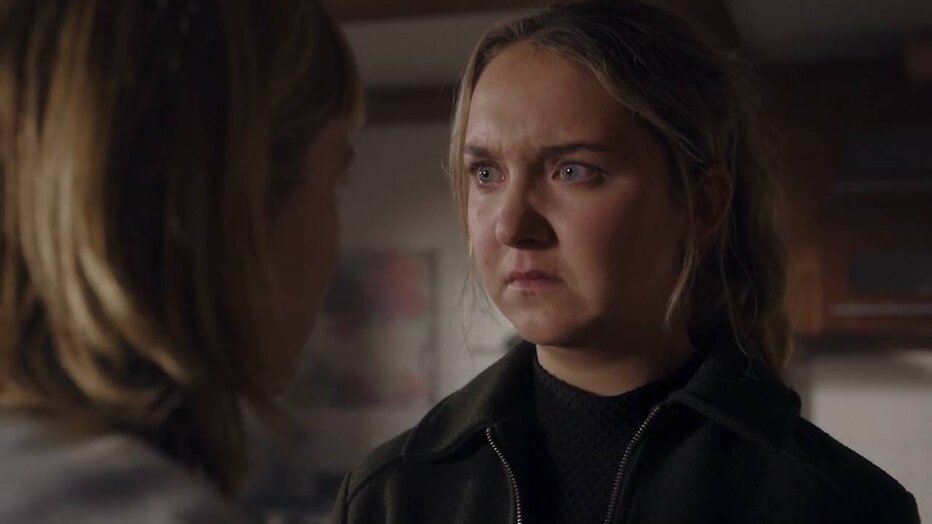 Demi Verduyn werkt zich flink in de nesten. 