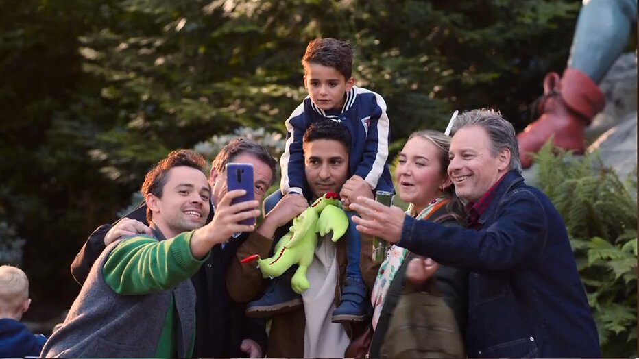 De familie Verduyn neemt 't ervan in de Efteling