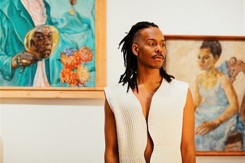 Intiem portret van Jeangu Macrooy