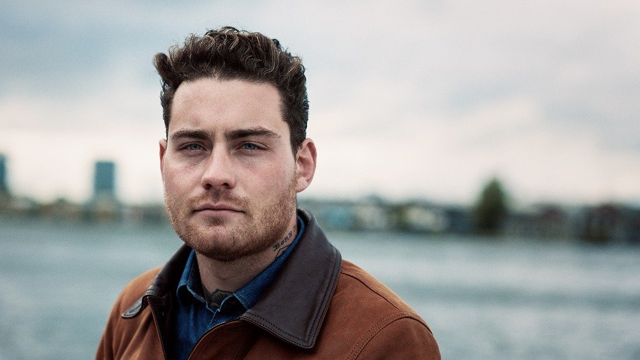Douwe Bob had zich vader worden anders voorgesteld Douwe Bob had zich vader worden anders voorgesteld