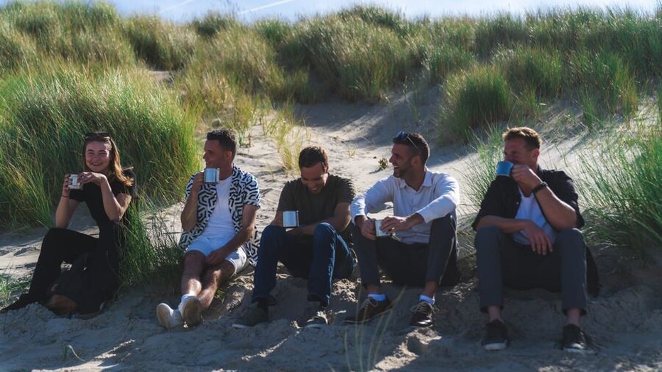 Emma Wortelboer helpt Texelaars de liefde te vinden in Daten in het Dorp: op Texel