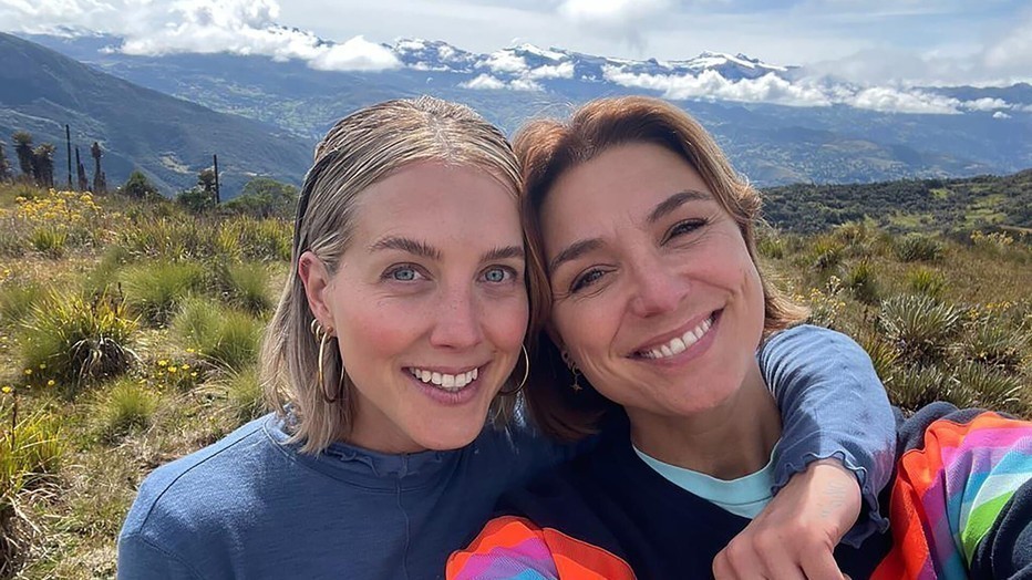 Nellie Benner en Evi Hanssen voor De Gevaarlijkste Wegen