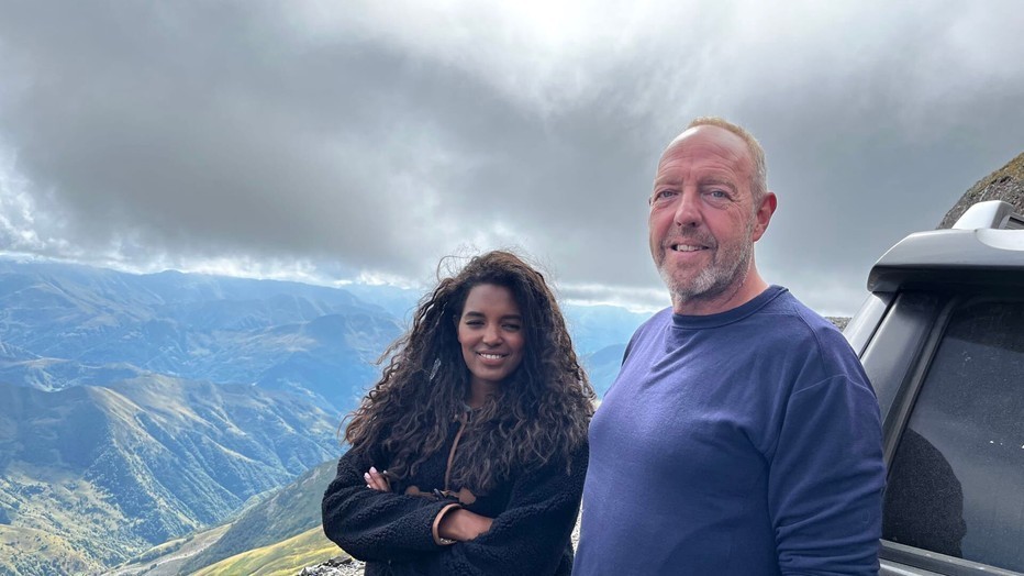 Sosha Duysker en Harry Piekema voor De Gevaarlijkste Wegen
