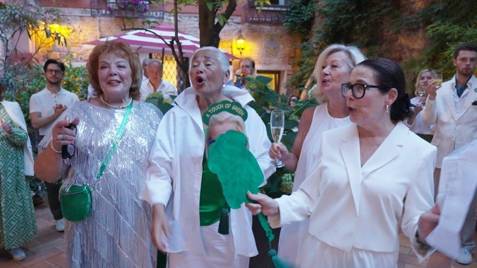 Still uit De Grannies van Amsterdam afl. 6