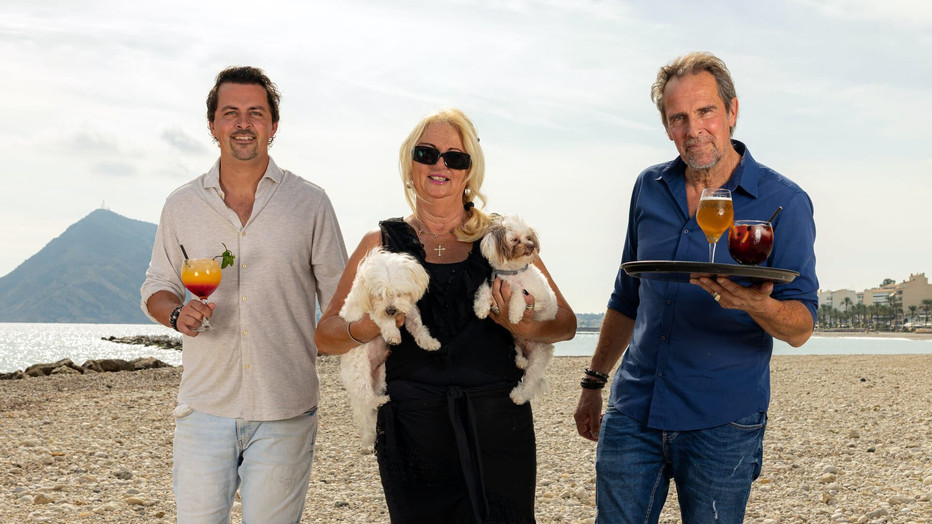 Mike, Monique en Peter voor De Hanslers: Van de Piste naar de Playa