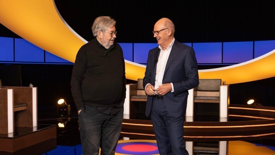 Maarten van Rossem en Philip Freriks voor De Slimste Mens