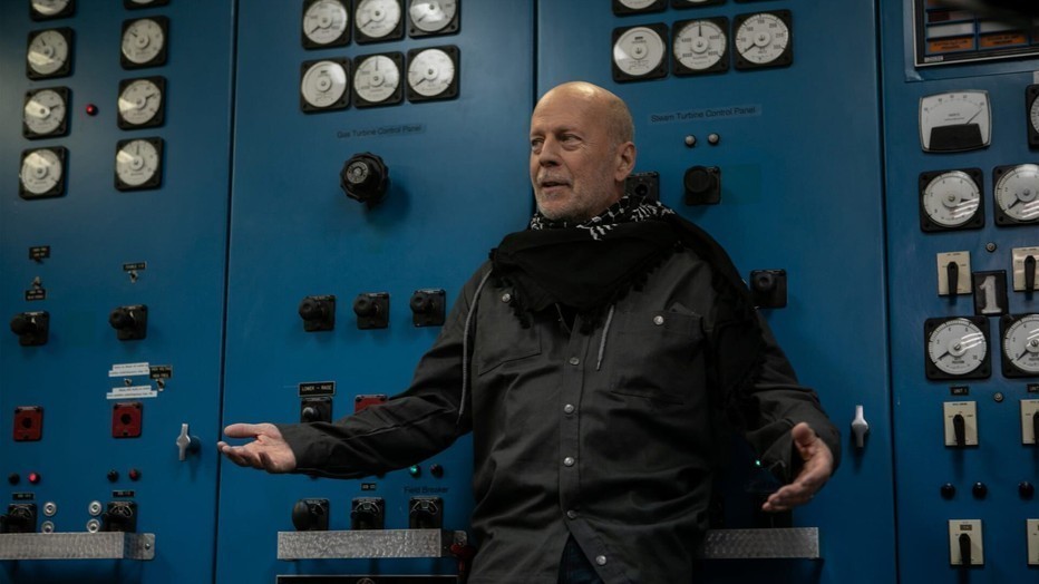 Bruce Willis in Deadlock