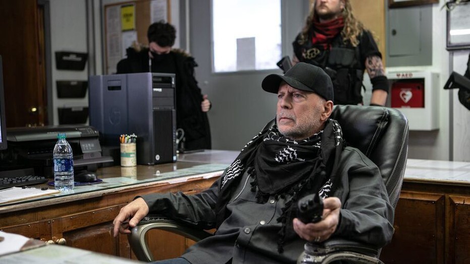 Bruce Willis in Deadlock